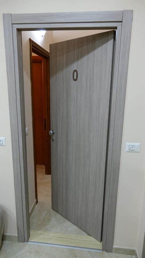 Cairoli Exclusive Rooms & Suite Brindisi Kültér fotó