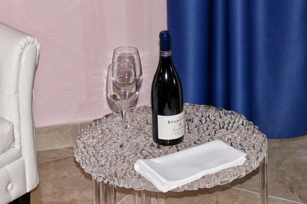 Cairoli Exclusive Rooms & Suite Brindisi Kültér fotó