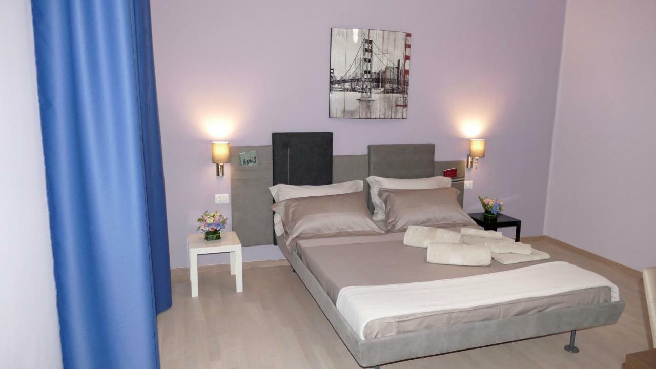 Cairoli Exclusive Rooms & Suite Brindisi Kültér fotó