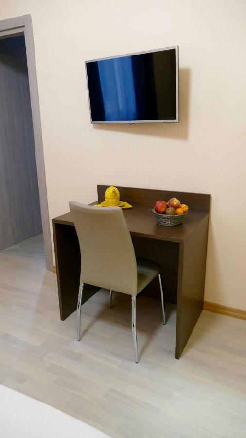 Cairoli Exclusive Rooms & Suite Brindisi Kültér fotó
