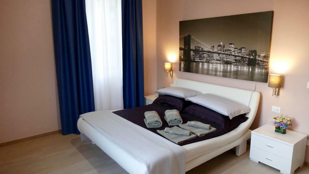 Cairoli Exclusive Rooms & Suite Brindisi Kültér fotó