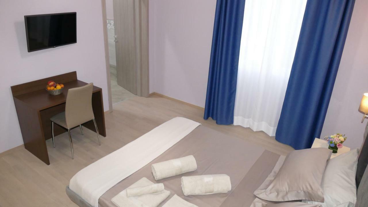 Cairoli Exclusive Rooms & Suite Brindisi Kültér fotó